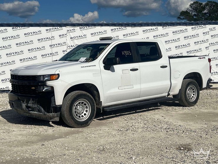 2019-chevrolet-silverado-1500-image-1
