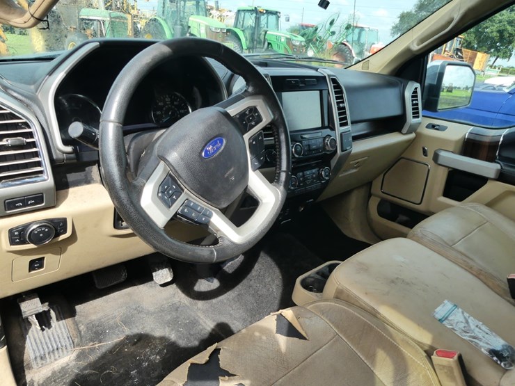 2015-ford-f150-lariat-image-13