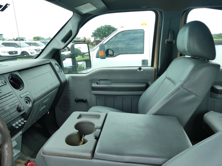 2015-ford-f450-xl-image-13