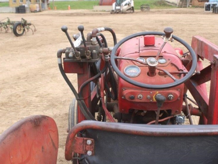 ih-300-gas-utility-image-11