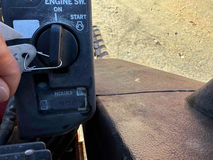 2015-baretto-2024tk-36"-track-trencher-image-16