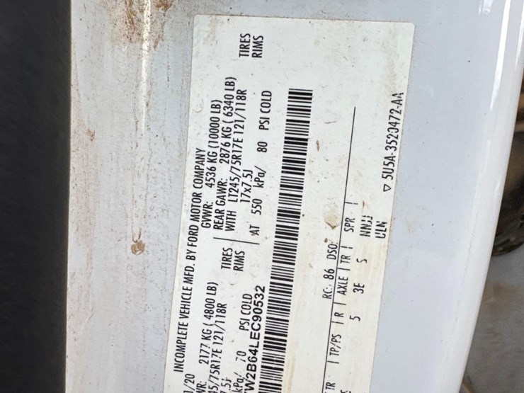 2020-ford-f250-image-10