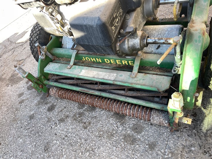 #1852-•-john-deere-greens-mower-image-9