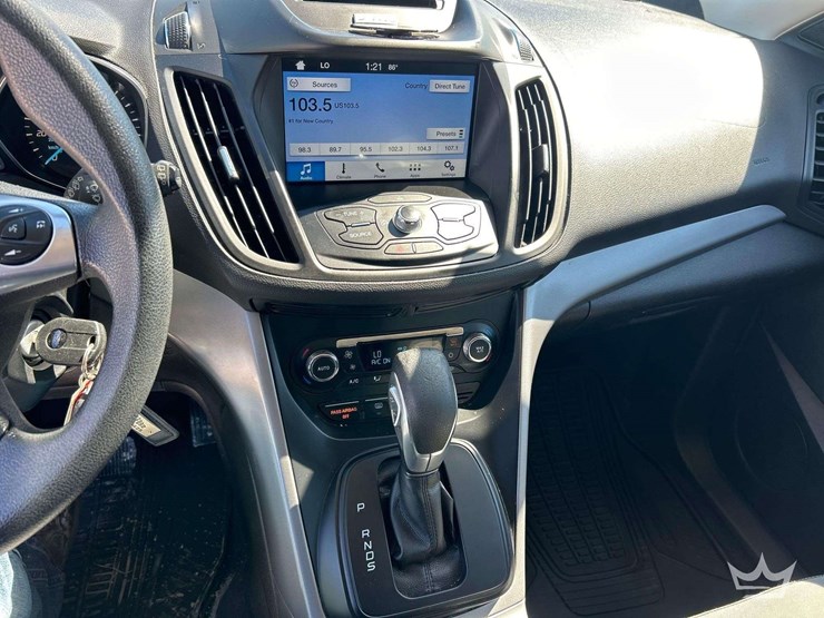 2016-ford-escape-image-16