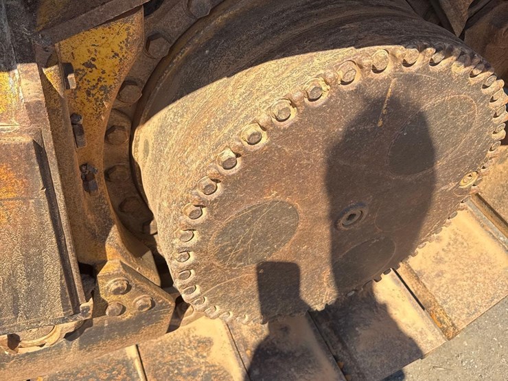 2013-deere-850k-wlt-image-19