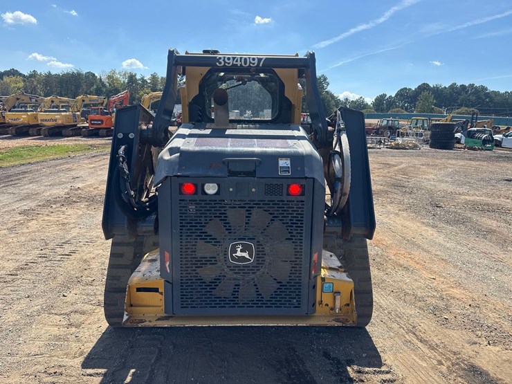 2020-deere-331g-image-5