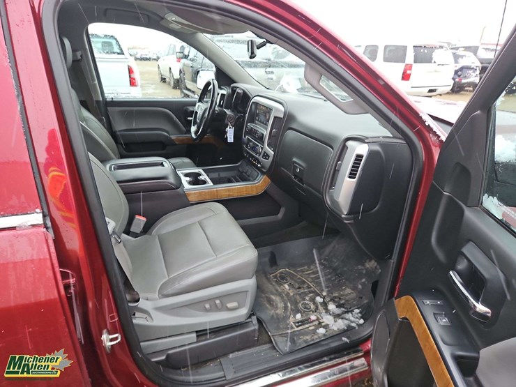 2014-gmc-sierra-1500-image-24