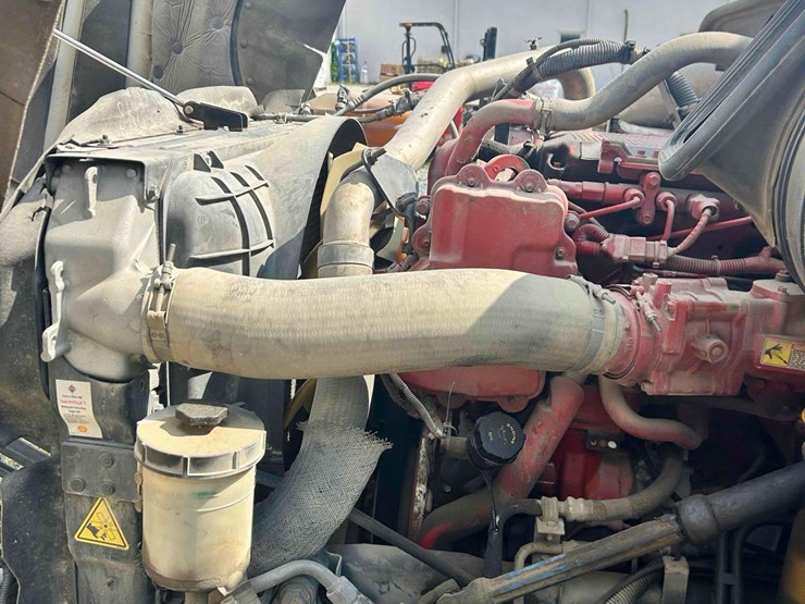 2015-international-prostar-image-57