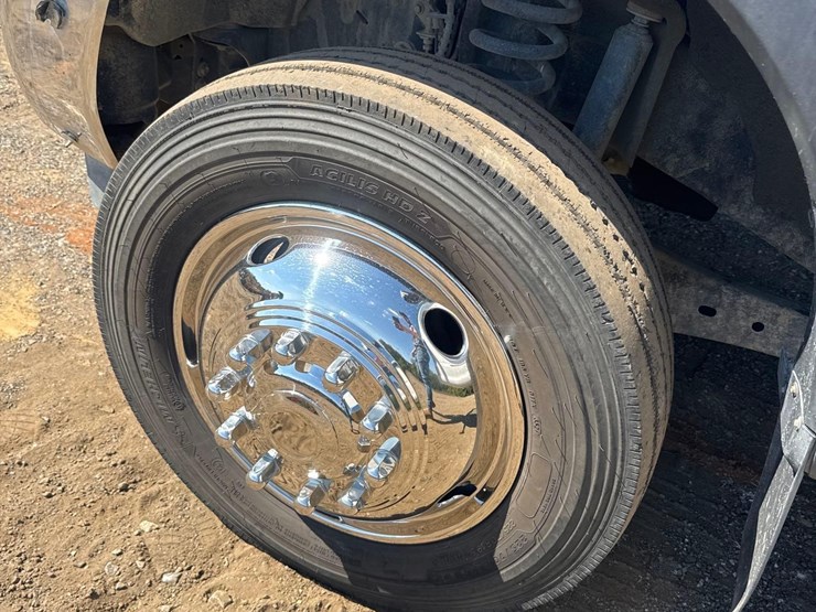 2018-ford-f550-xl-image-25