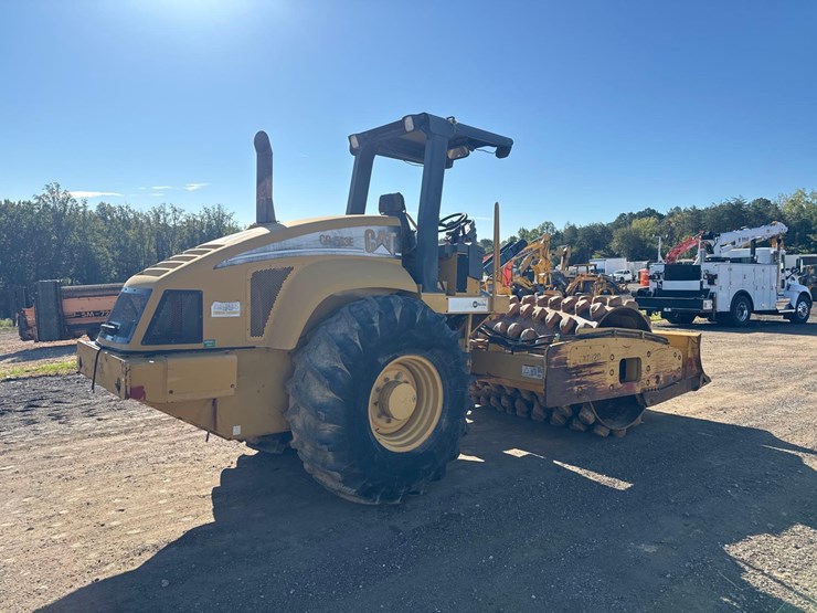 2006-caterpillar-cp-563e-image-7