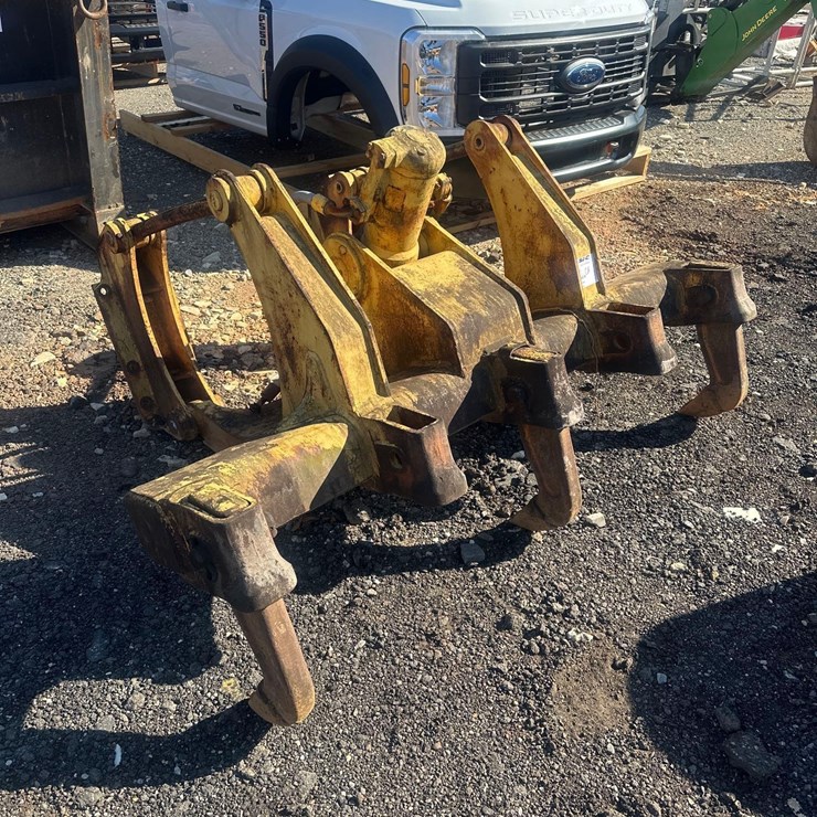 CATERPILLAR 955