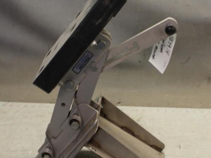transom-kicker-mount-image-8