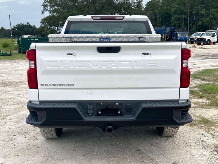 2021-chevrolet-silverado-1500-image-28