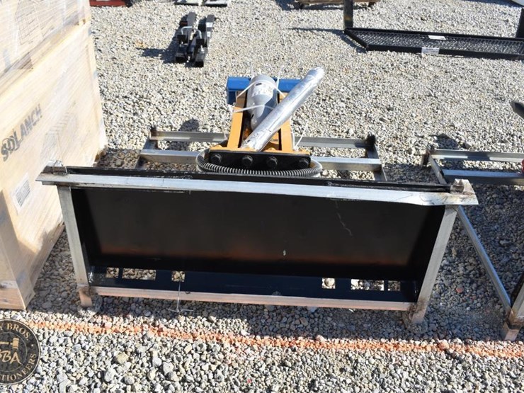 lyals-breaker-attachment-49748-image-1