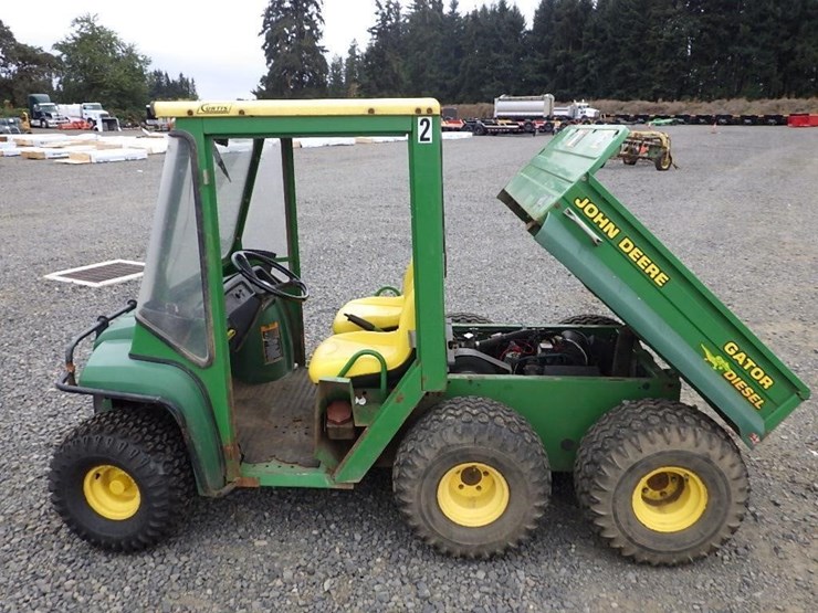 john-deere-gator-image-2