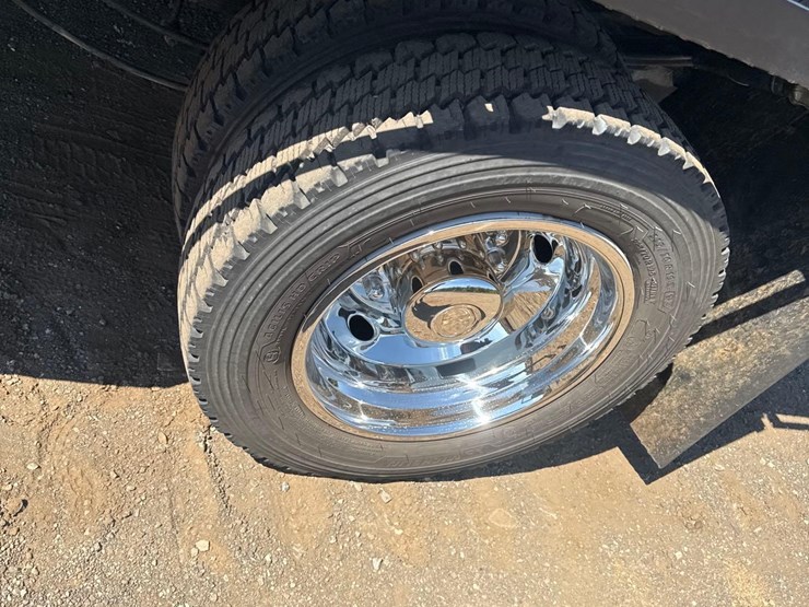 2018-ford-f550-xl-image-26