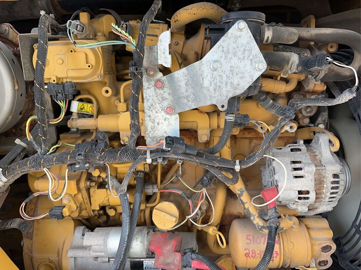 2018-caterpillar-308-image-23