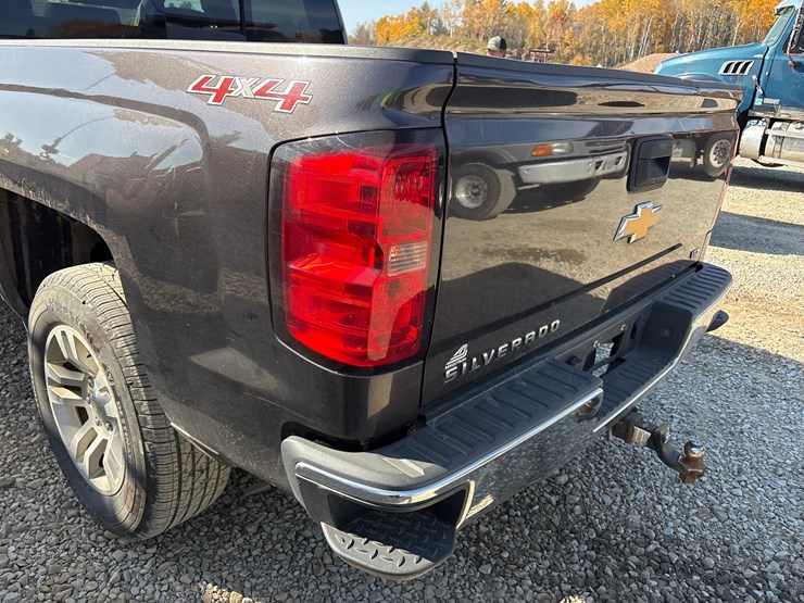 2015-chevrolet-1500-image-16