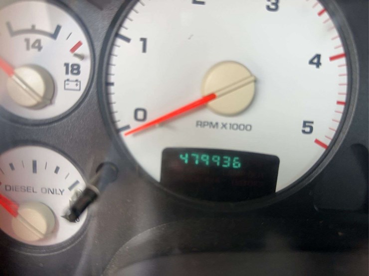 2003-dodge-2500-image-28