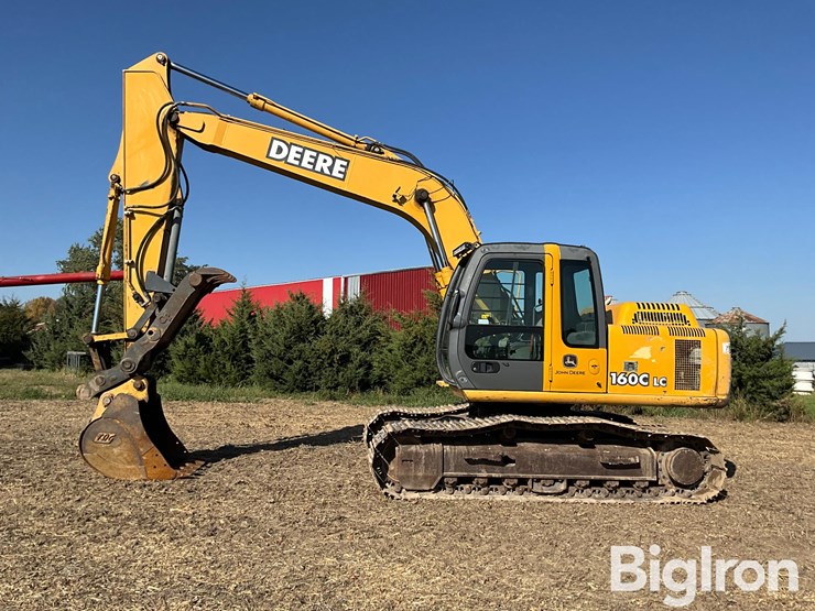 2005-deere-160c-lc-image-8