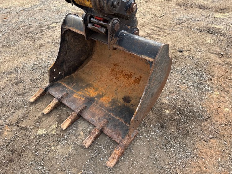 2023-caterpillar-306cr-image-11