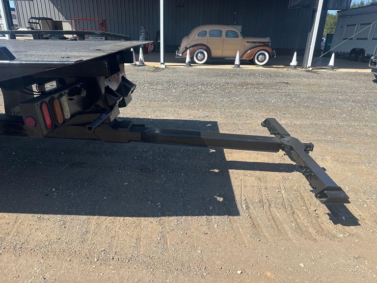 2022-ford-f750-image-7