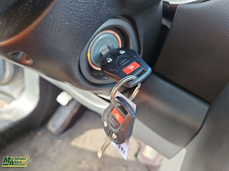 2009-nissan-rogue-image-25