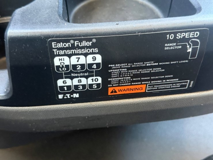2022-international-hx620-image-12