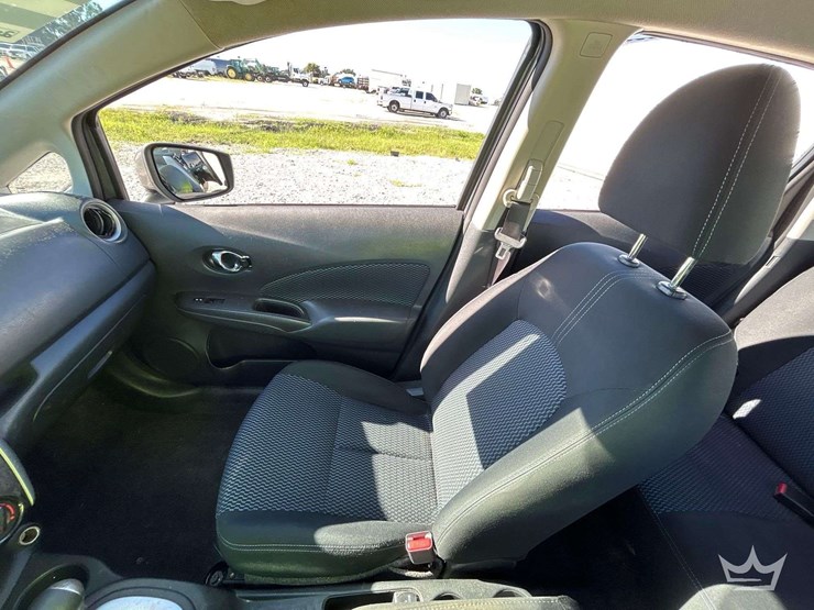 2017-nissan-versa-note-hatchback-image-18