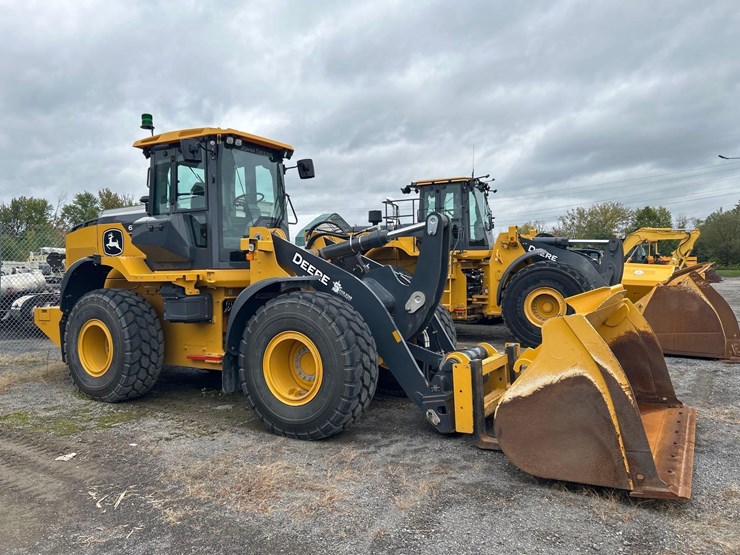 2024-john-deere-624-image-42
