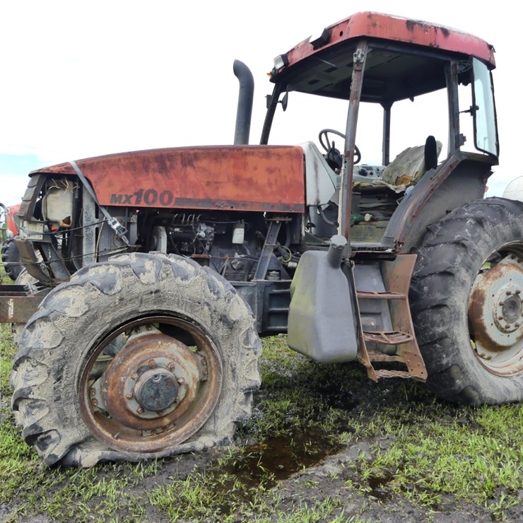 CASE IH MX100