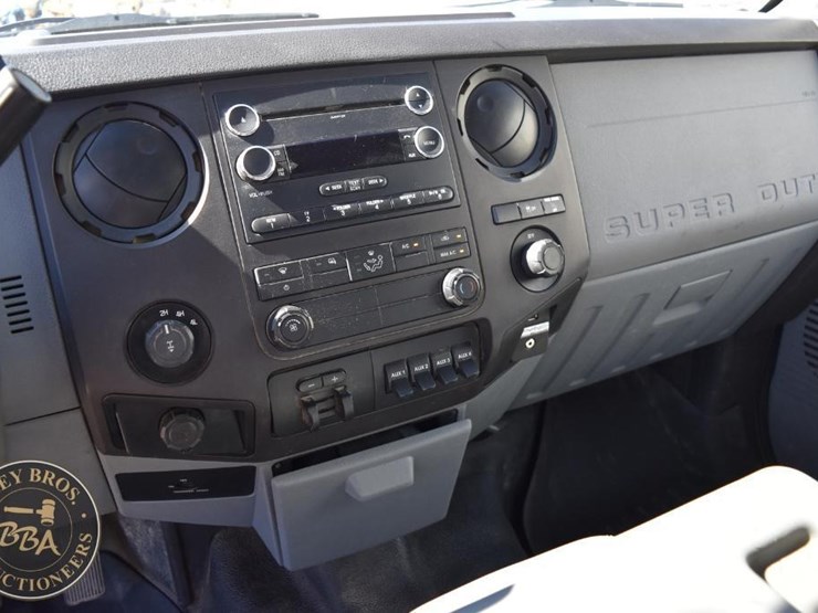 2015-ford-f350-sd-image-46
