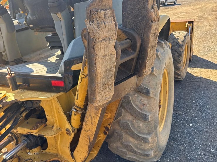 2001-caterpillar-420d-image-23