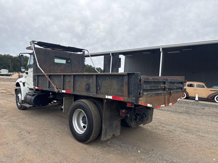 2006-international-durastar-4400-image-4