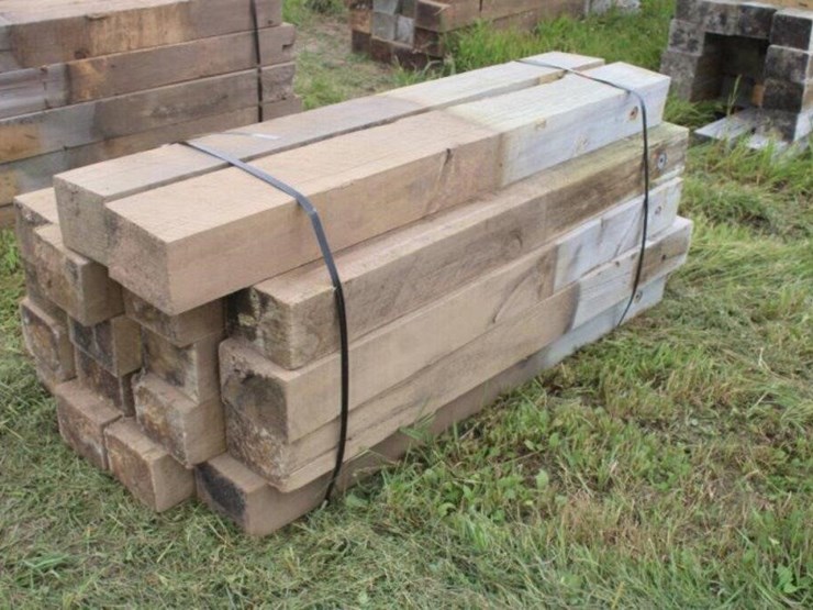bundle-of-guardrail-posts-6''x8''x6'-long-image-3