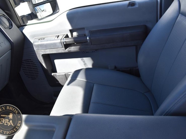 2015-ford-f350-sd-image-40