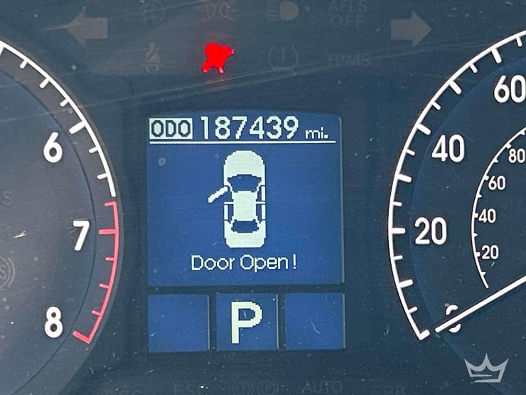 2009-hyundai-genesis-sedan-image-6