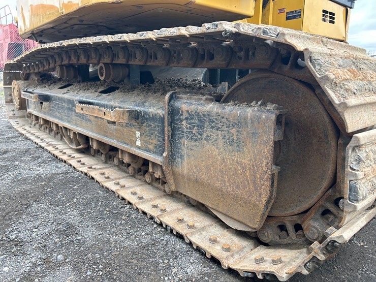 2020-caterpillar-315f-lcr-image-18