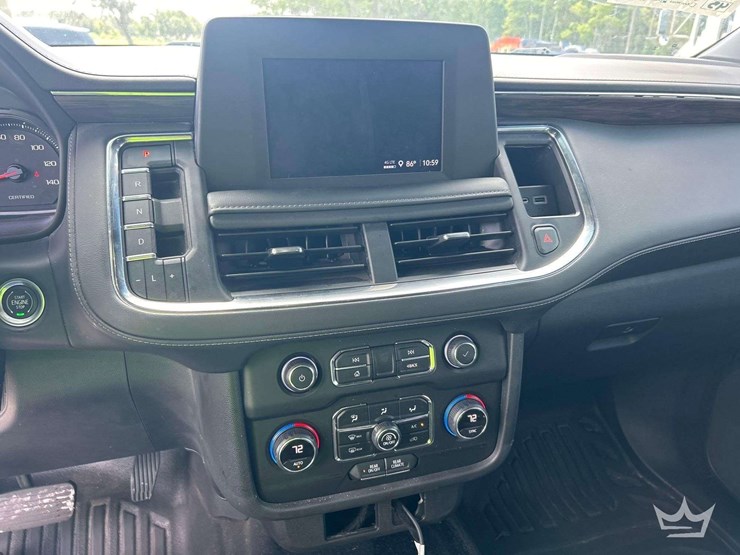 2022-chevrolet-tahoe-image-18