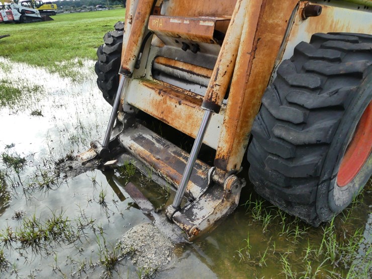 bobcat-943-image-8