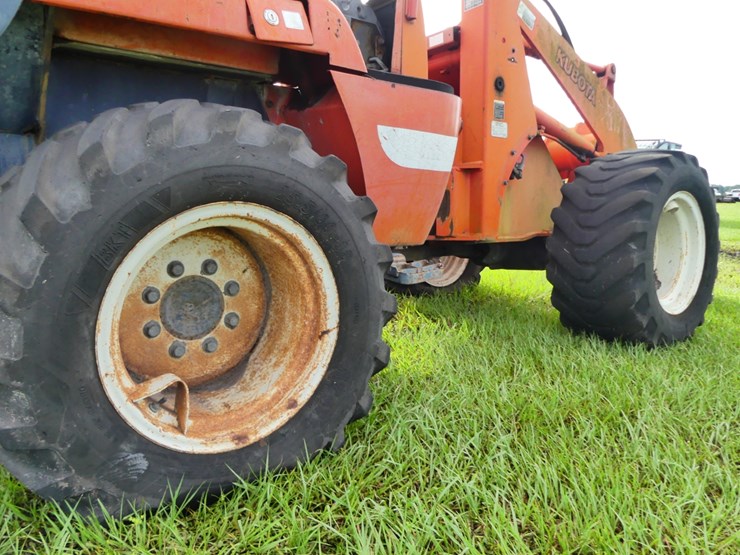 2006-kubota-r520-image-6