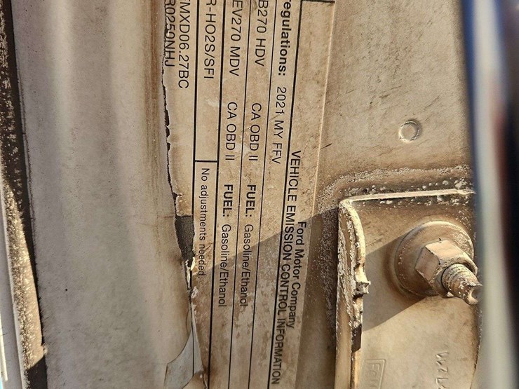 2021-ford-f350-image-36