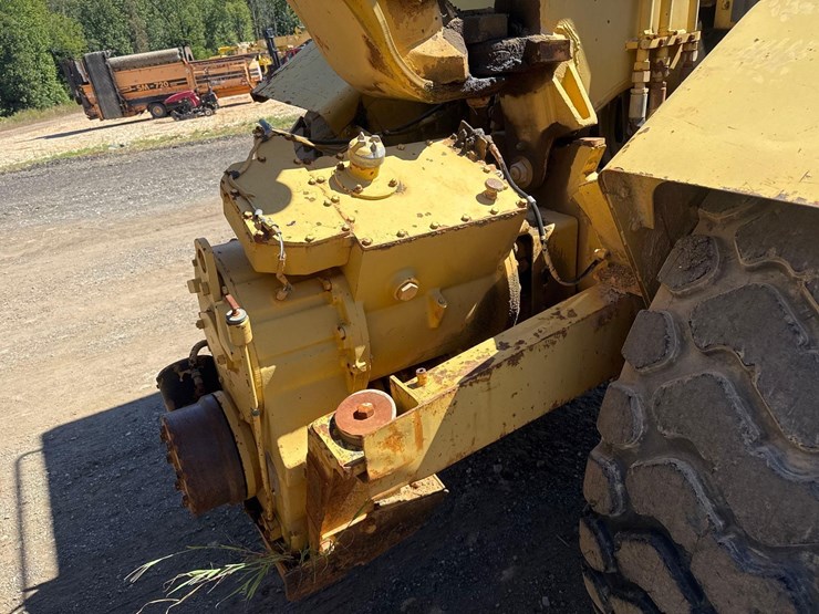 2000-caterpillar-613c-image-21