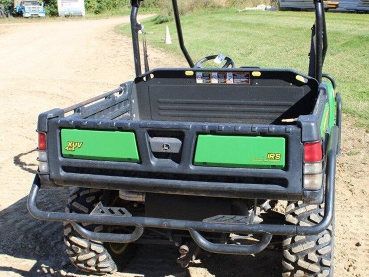 john-deere-gator-image-3