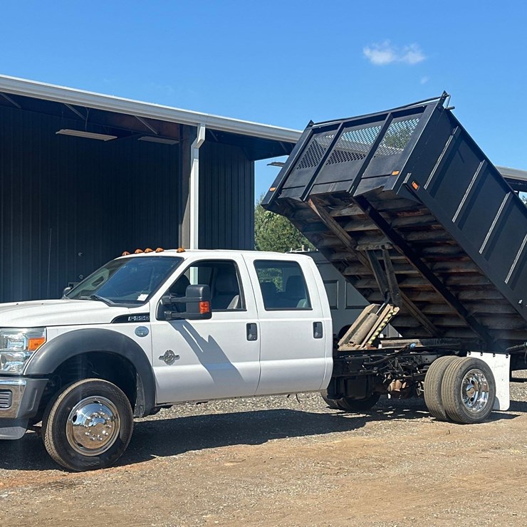 2016 FORD F550