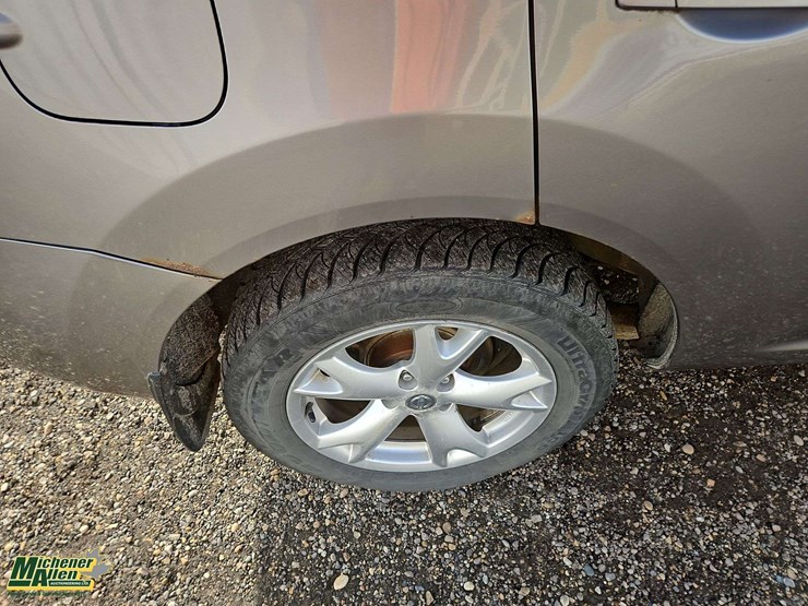 2009-nissan-rogue-image-12