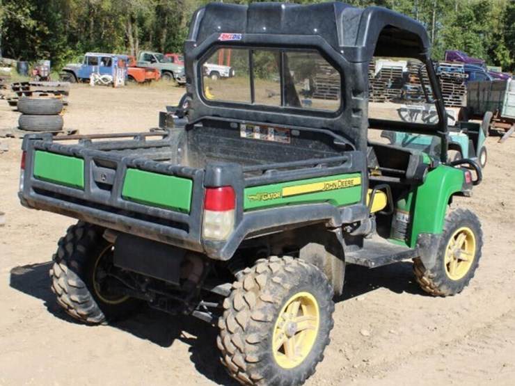 john-deere-gator-image-5