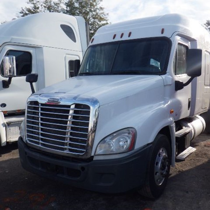 2017 FREIGHTLINER CASCADIA 125 EVOLUTION