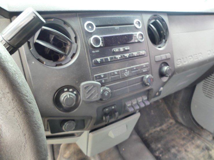 2016-ford-f350-image-13