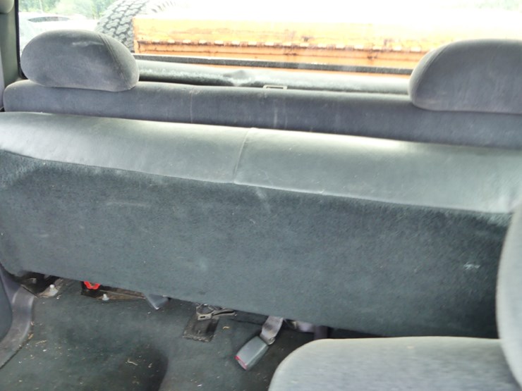 2001-chevrolet-2500-image-10
